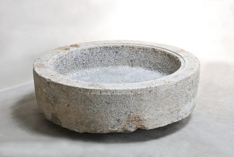 antique round trough