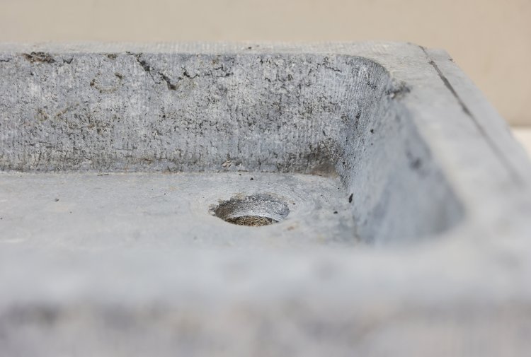 reclaimed sink of belgian bluestone