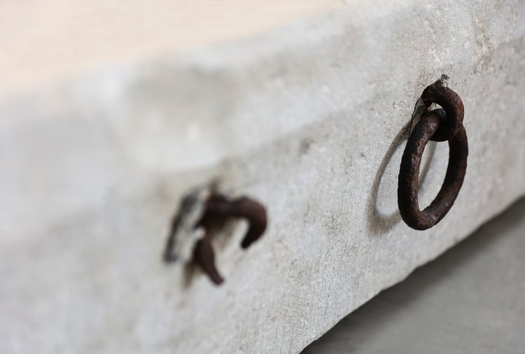 reclaimed trough of belgian bluestone